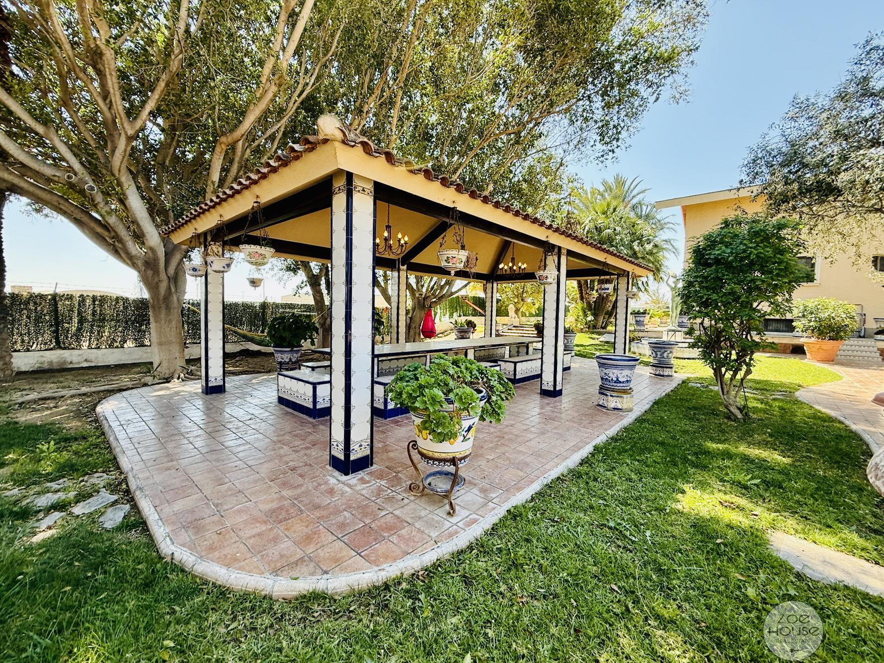 Venta de chalet en Elche-Elx