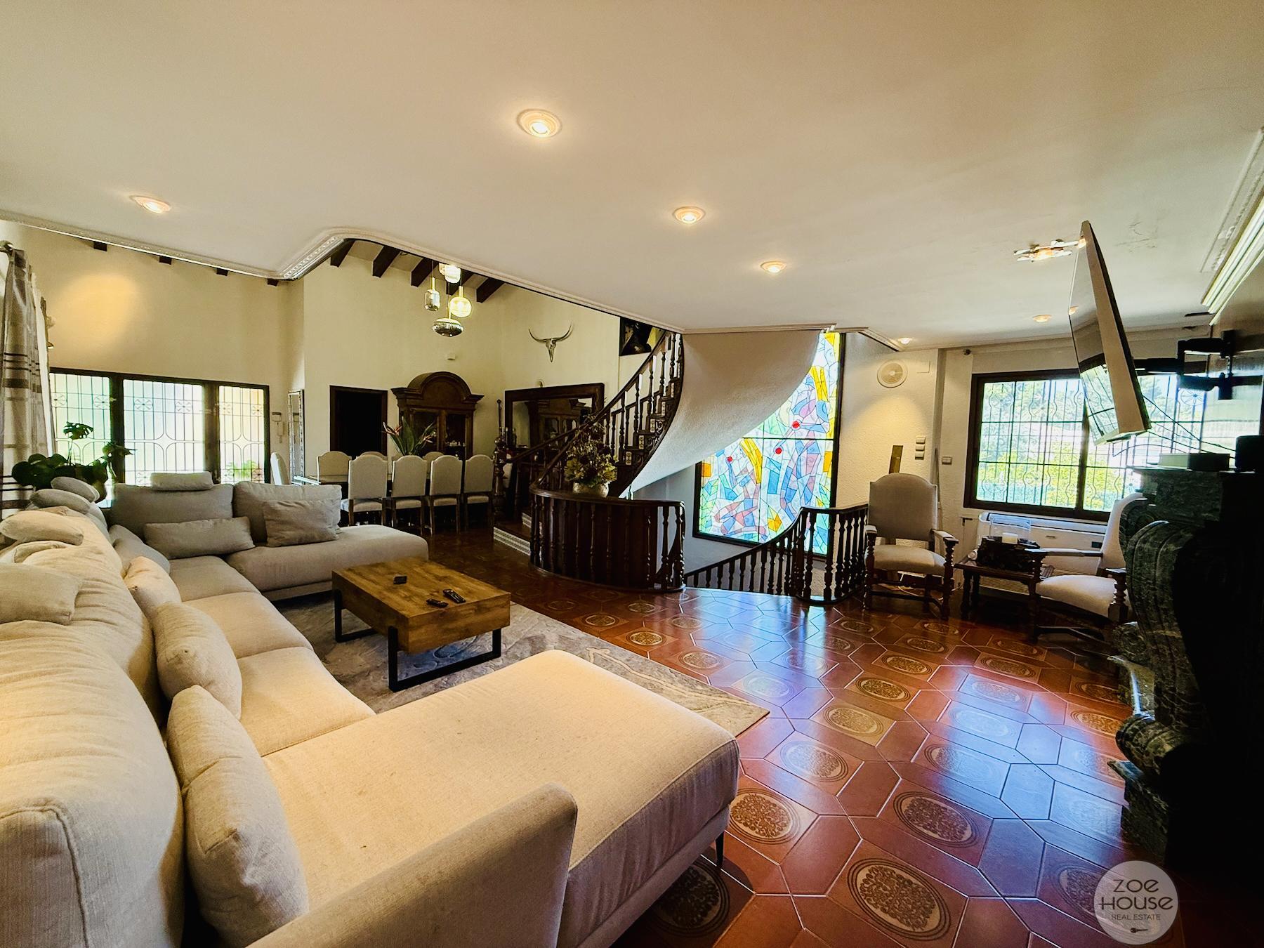 Venta de chalet en Elche-Elx