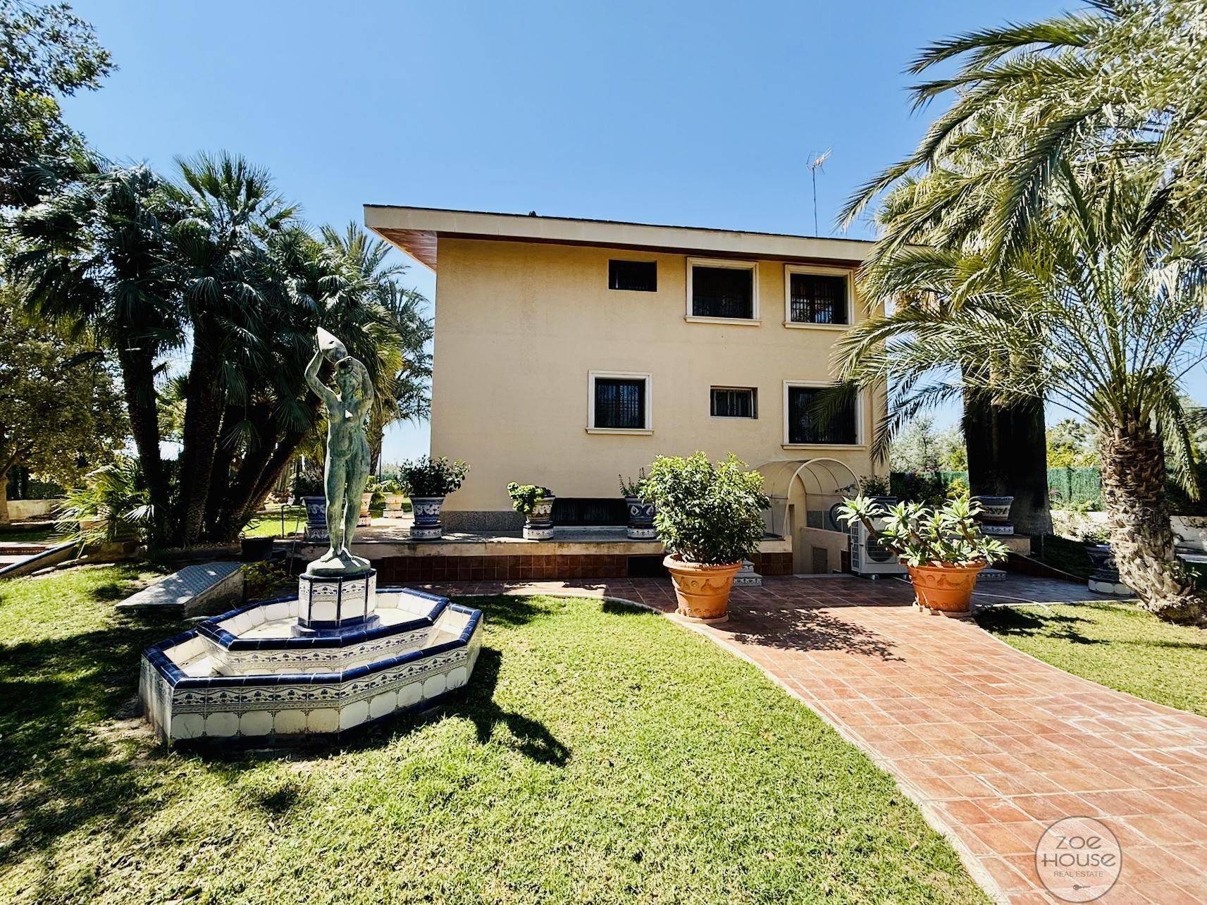 Venta de chalet en Elche-Elx