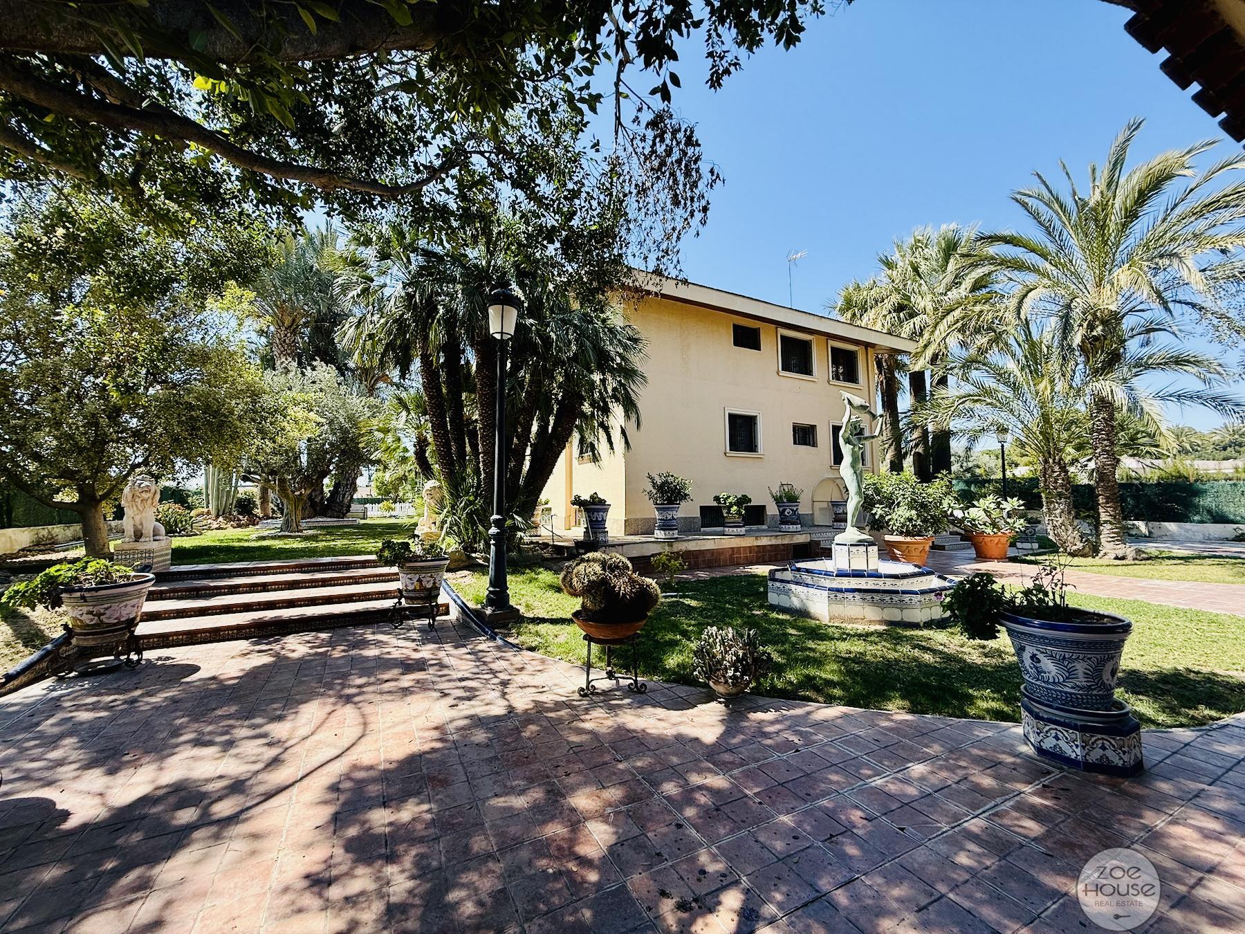 Venta de chalet en Elche-Elx