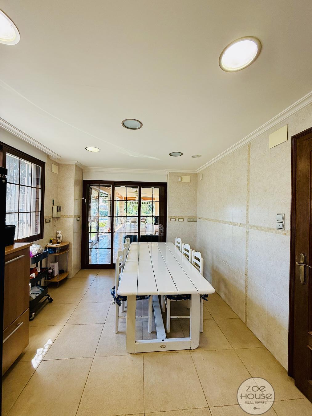 Venta de chalet en Elche-Elx