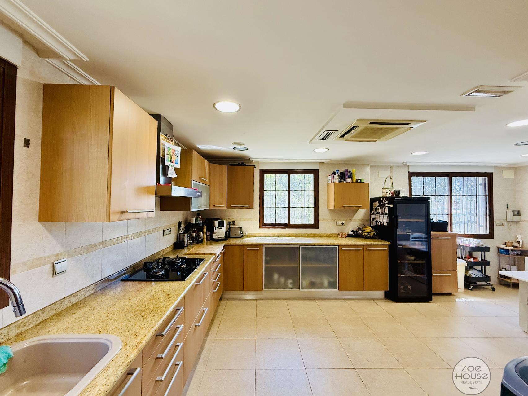 Venta de chalet en Elche-Elx