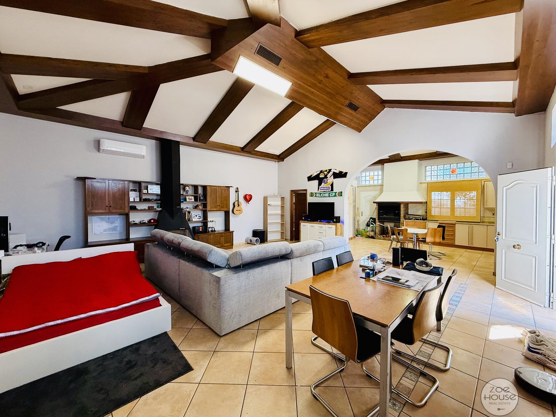 Venta de chalet en Elche-Elx