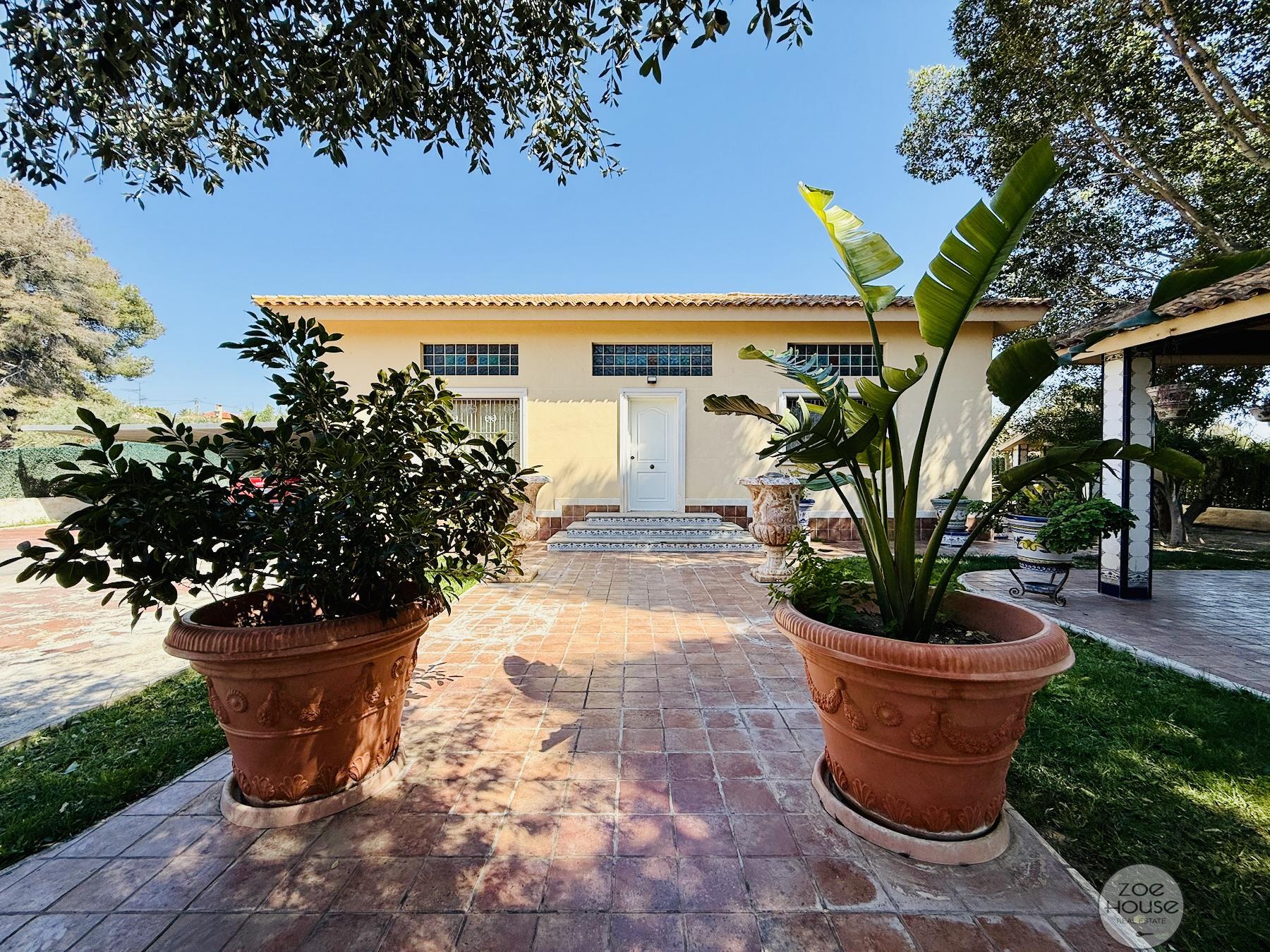 Venta de chalet en Elche-Elx