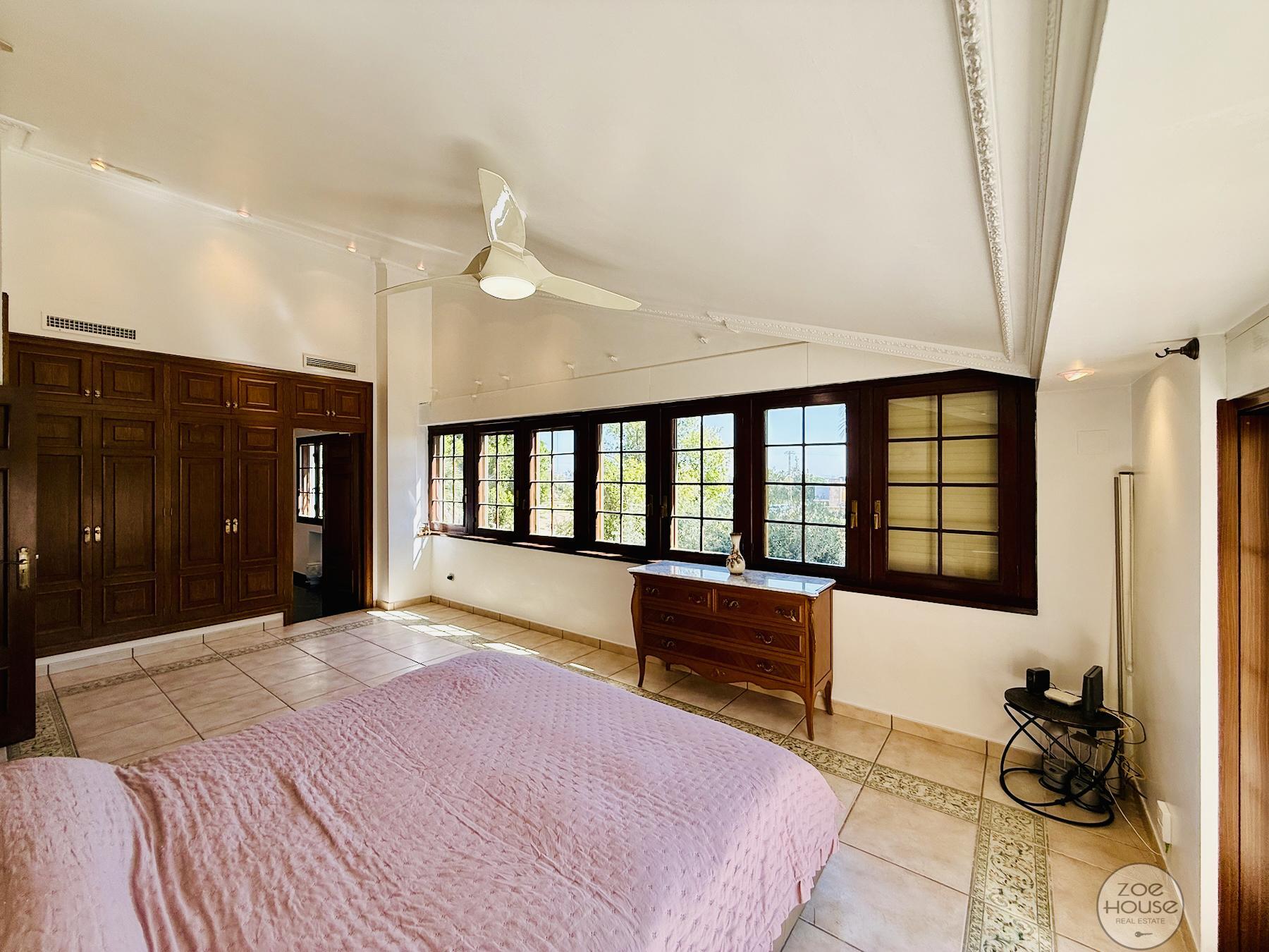 Venta de chalet en Elche-Elx