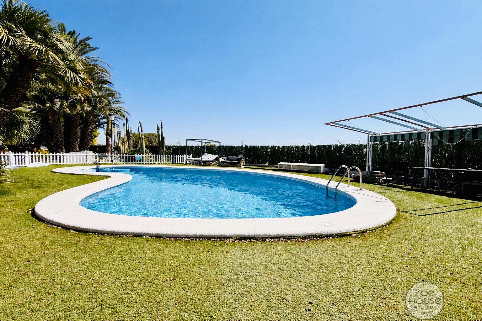 Venta de chalet en Elche-Elx