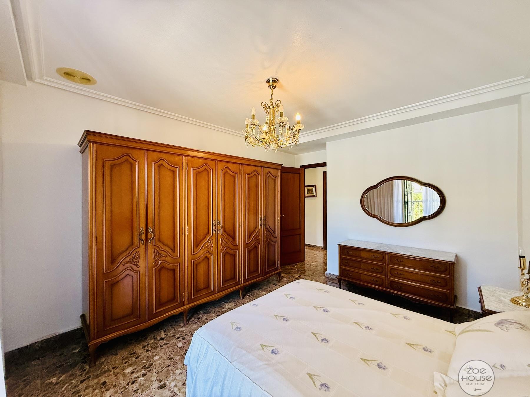 Venta de chalet en Elche-Elx