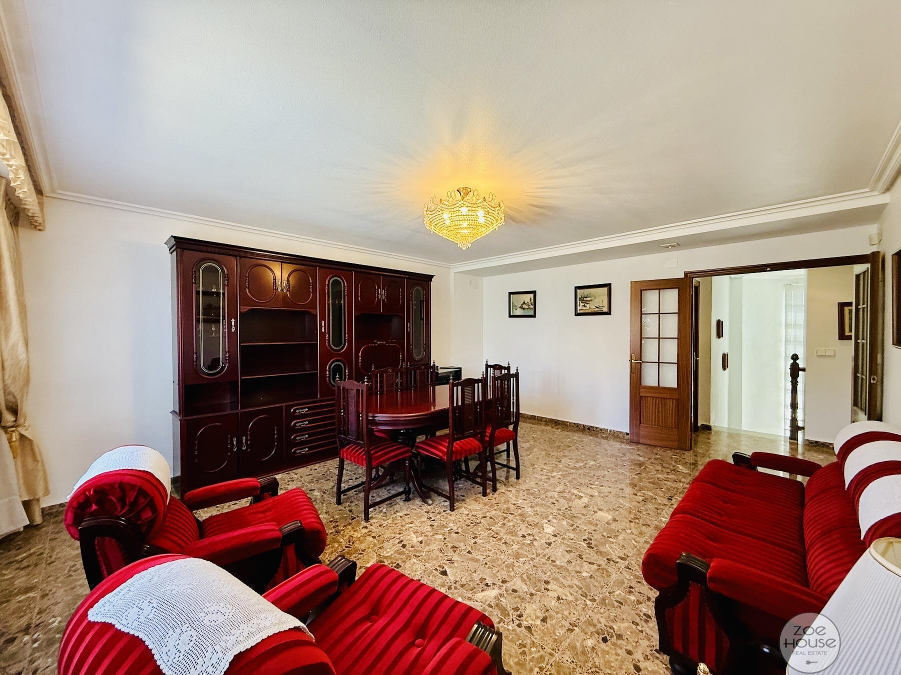 Venta de chalet en Elche-Elx