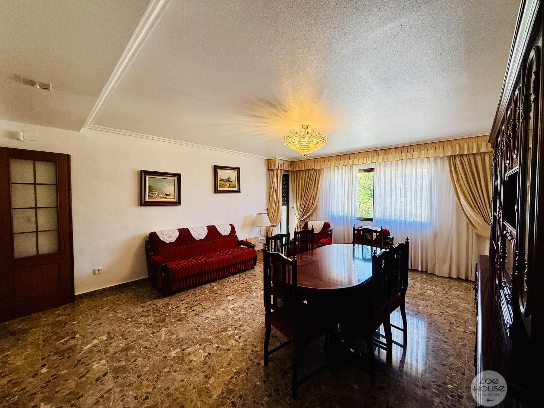 Venta de chalet en Elche-Elx