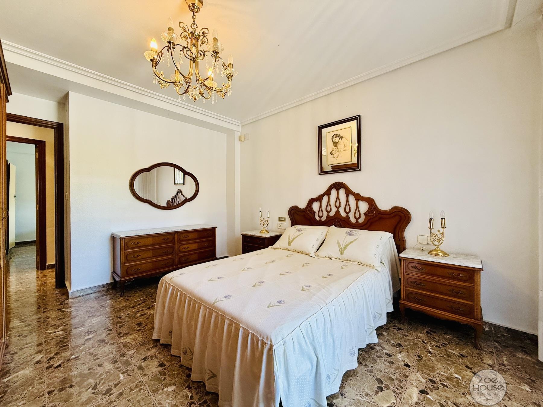 Venta de chalet en Elche-Elx