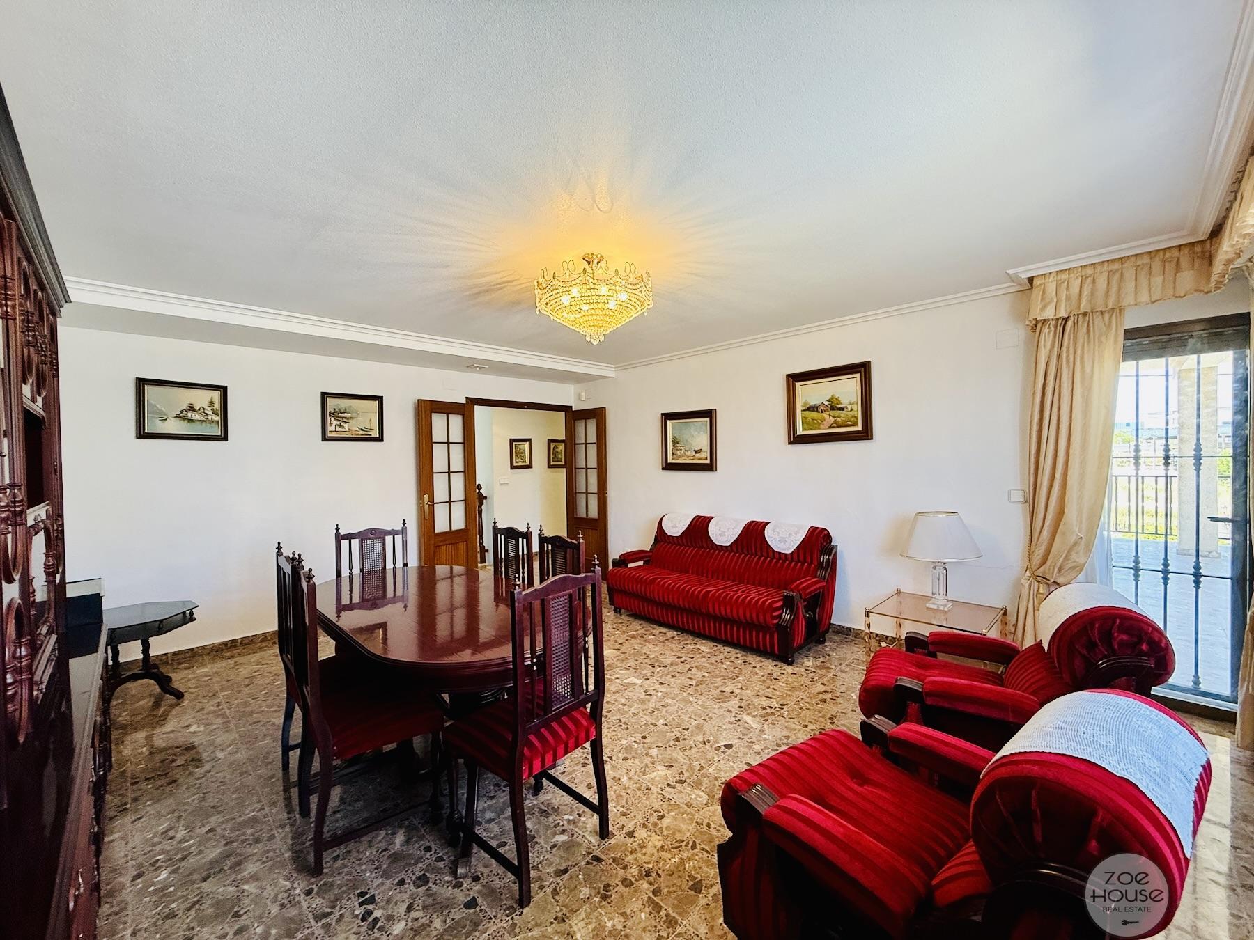 Venta de chalet en Elche-Elx
