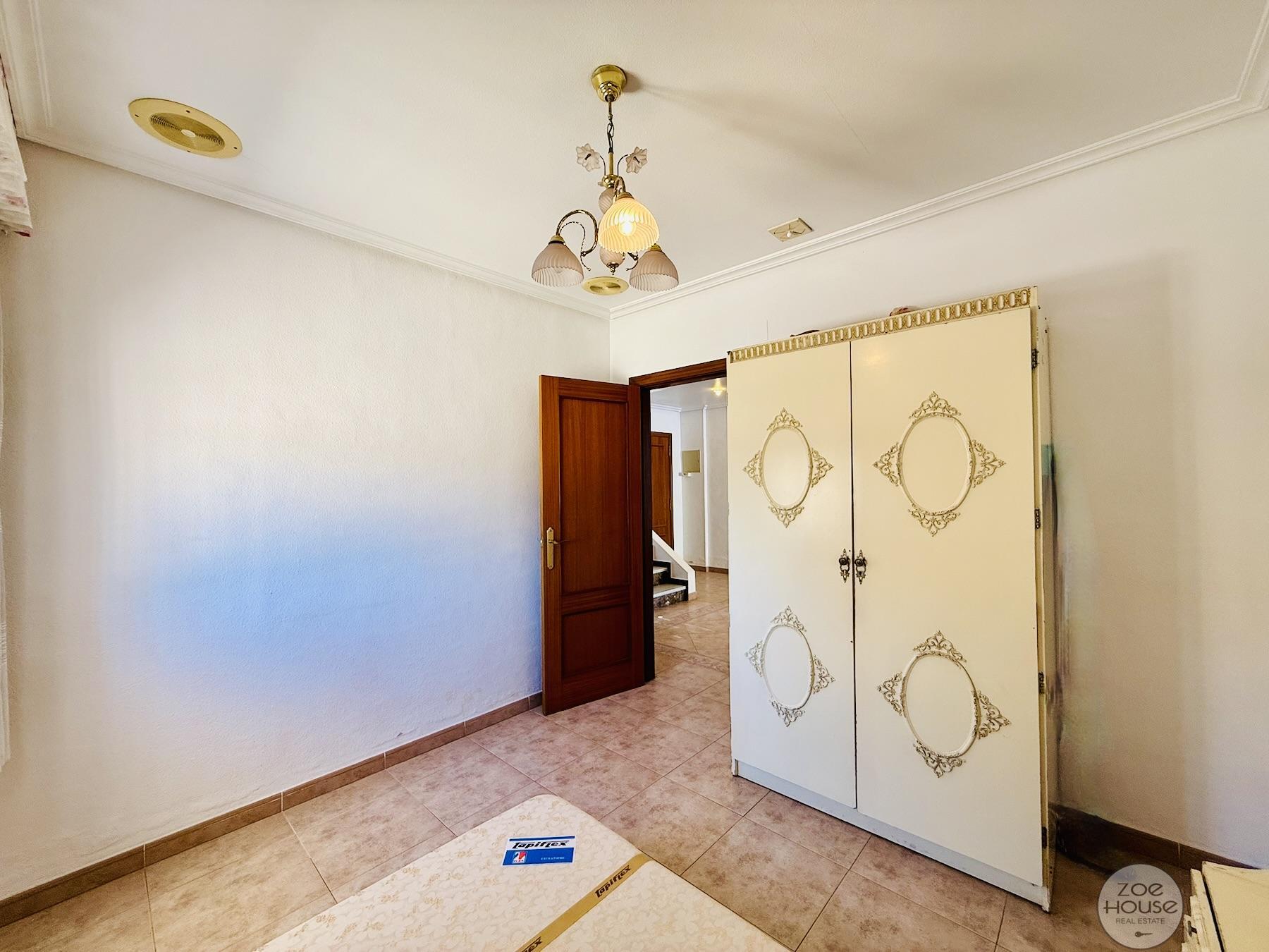 Venta de chalet en Elche-Elx