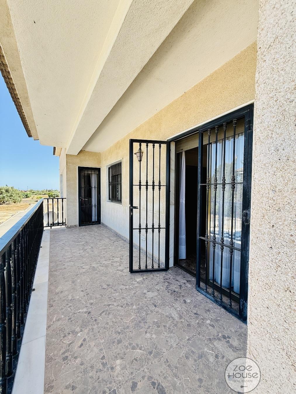 Venta de chalet en Elche-Elx