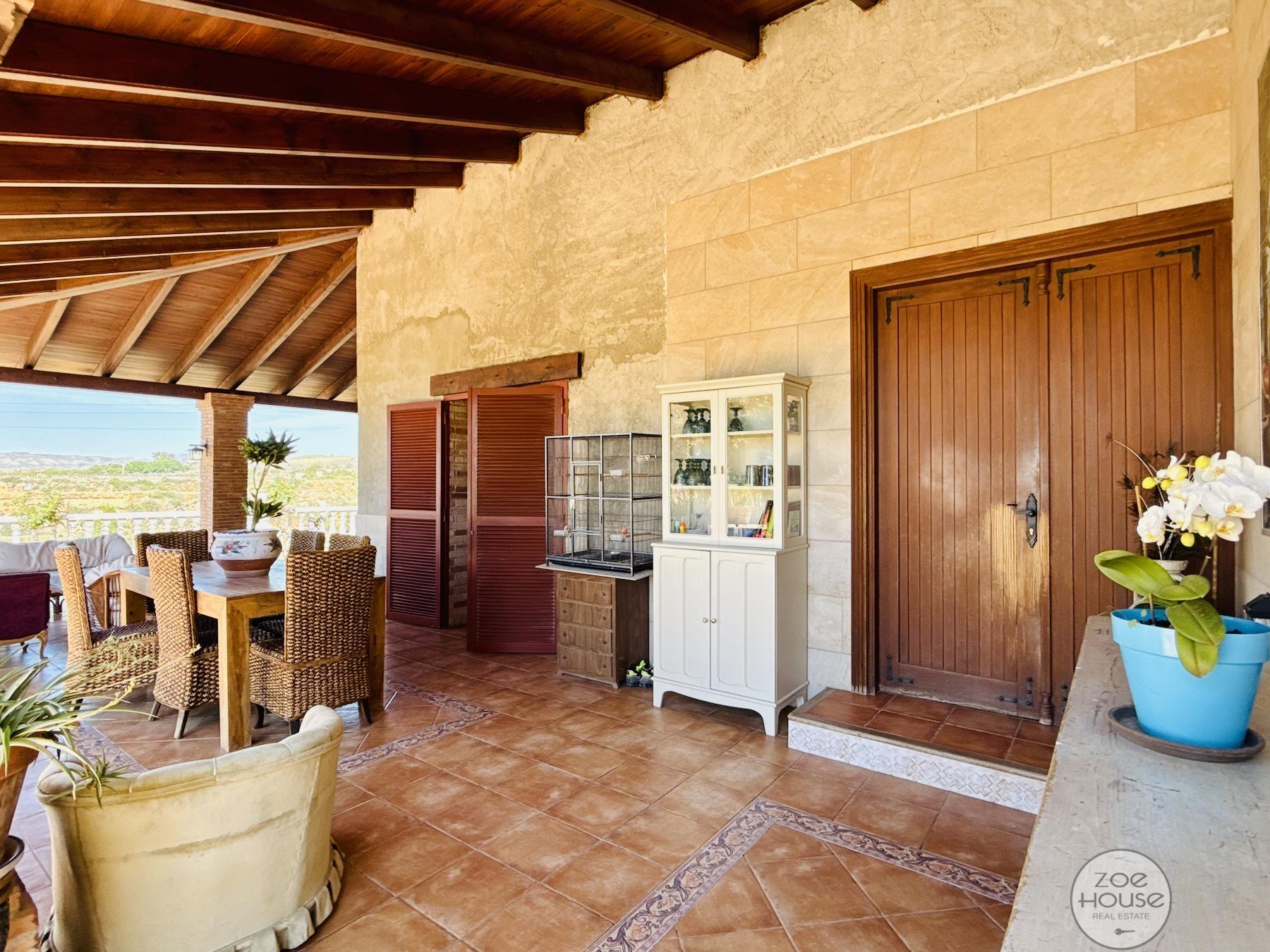 Venta de chalet en Elche-Elx
