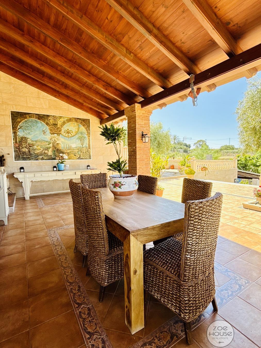 Venta de chalet en Elche-Elx