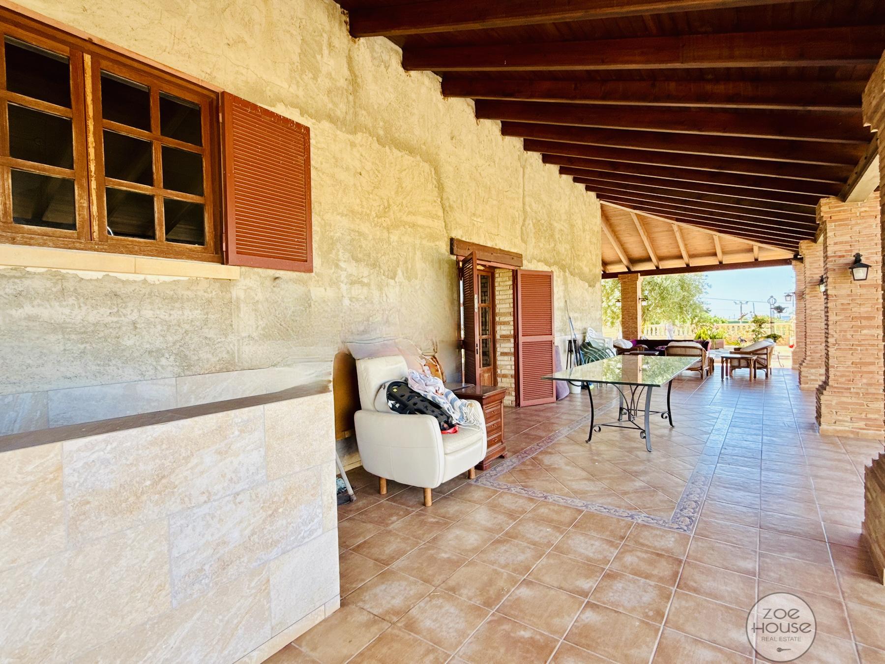 Venta de chalet en Elche-Elx