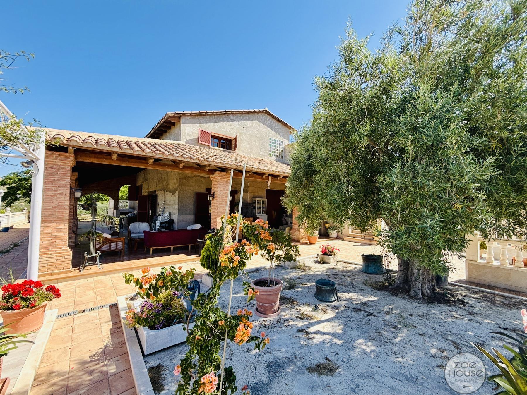 Venta de chalet en Elche-Elx