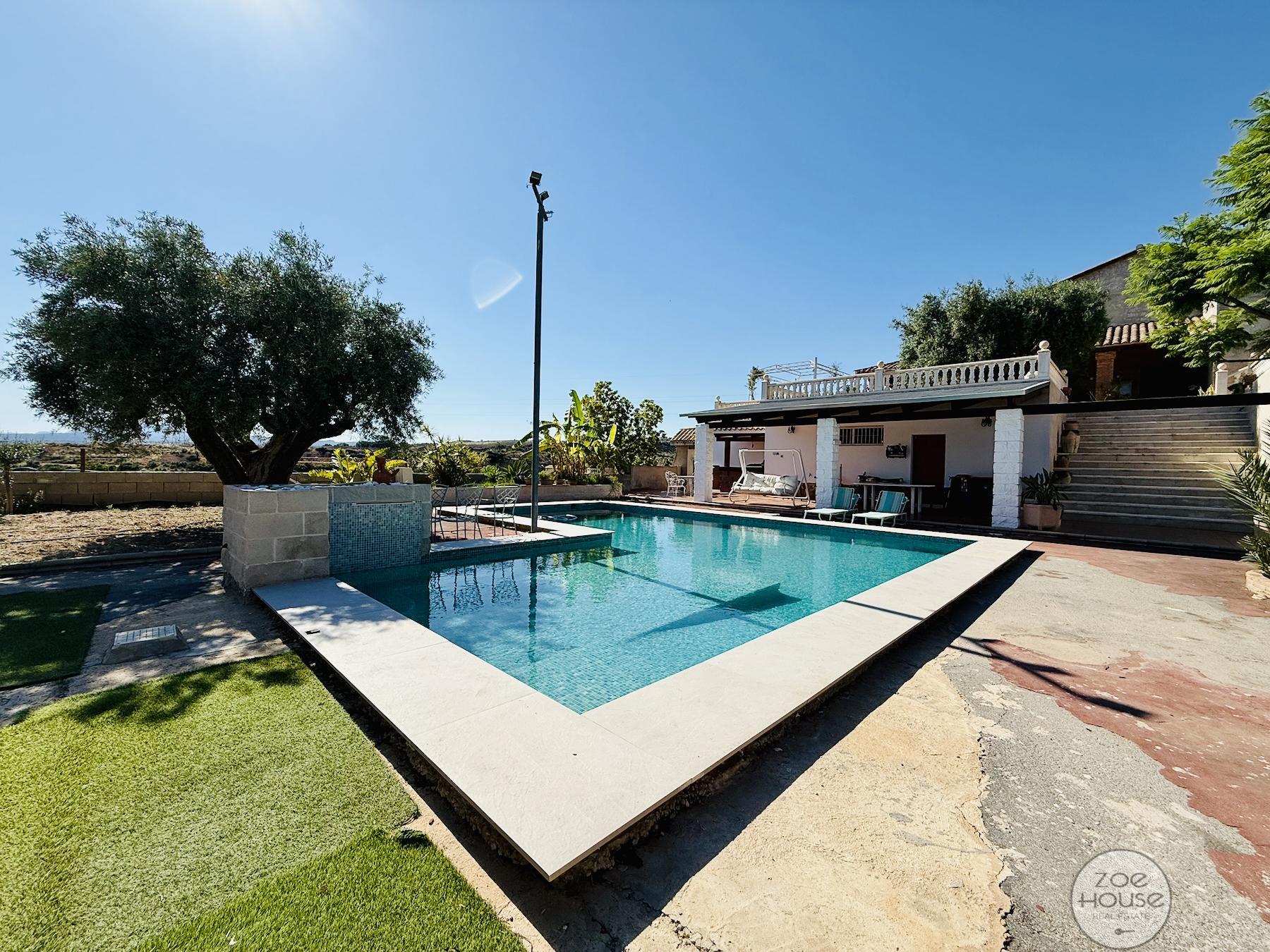 Venta de chalet en Elche-Elx
