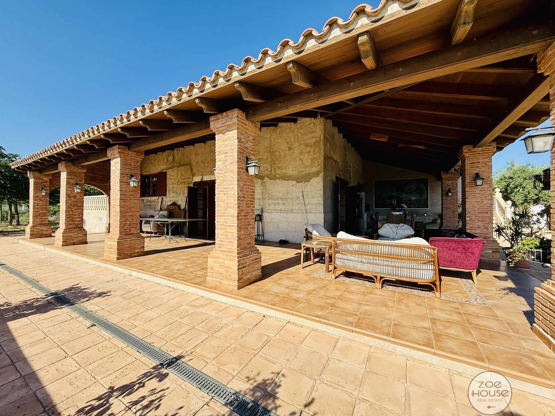 Venta de chalet en Elche-Elx