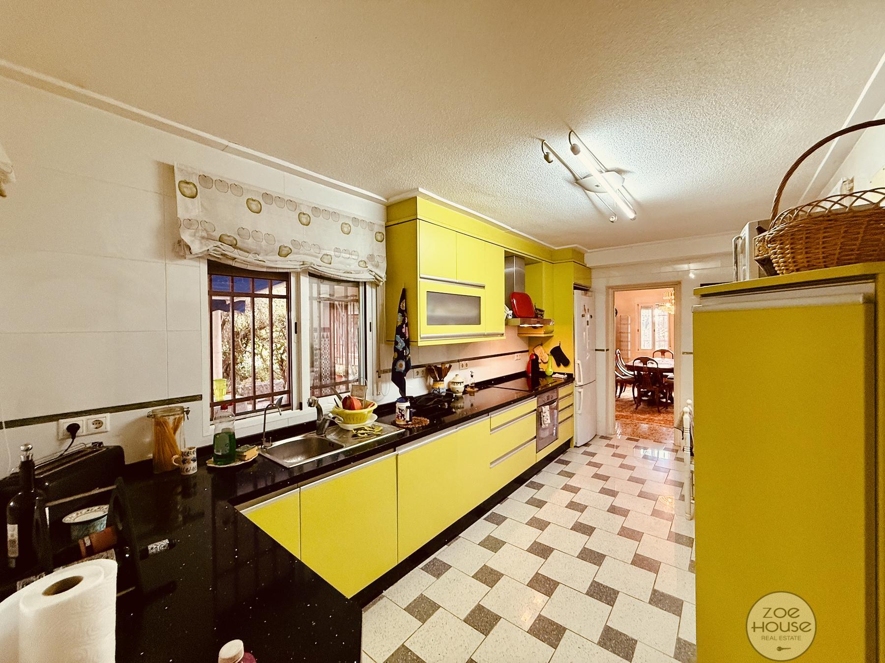 Venta de chalet en Elche-Elx