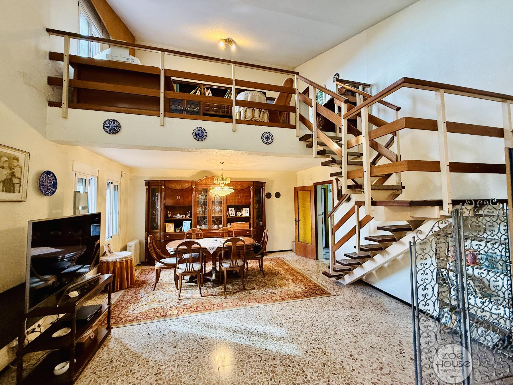 Venta de chalet en Elche-Elx