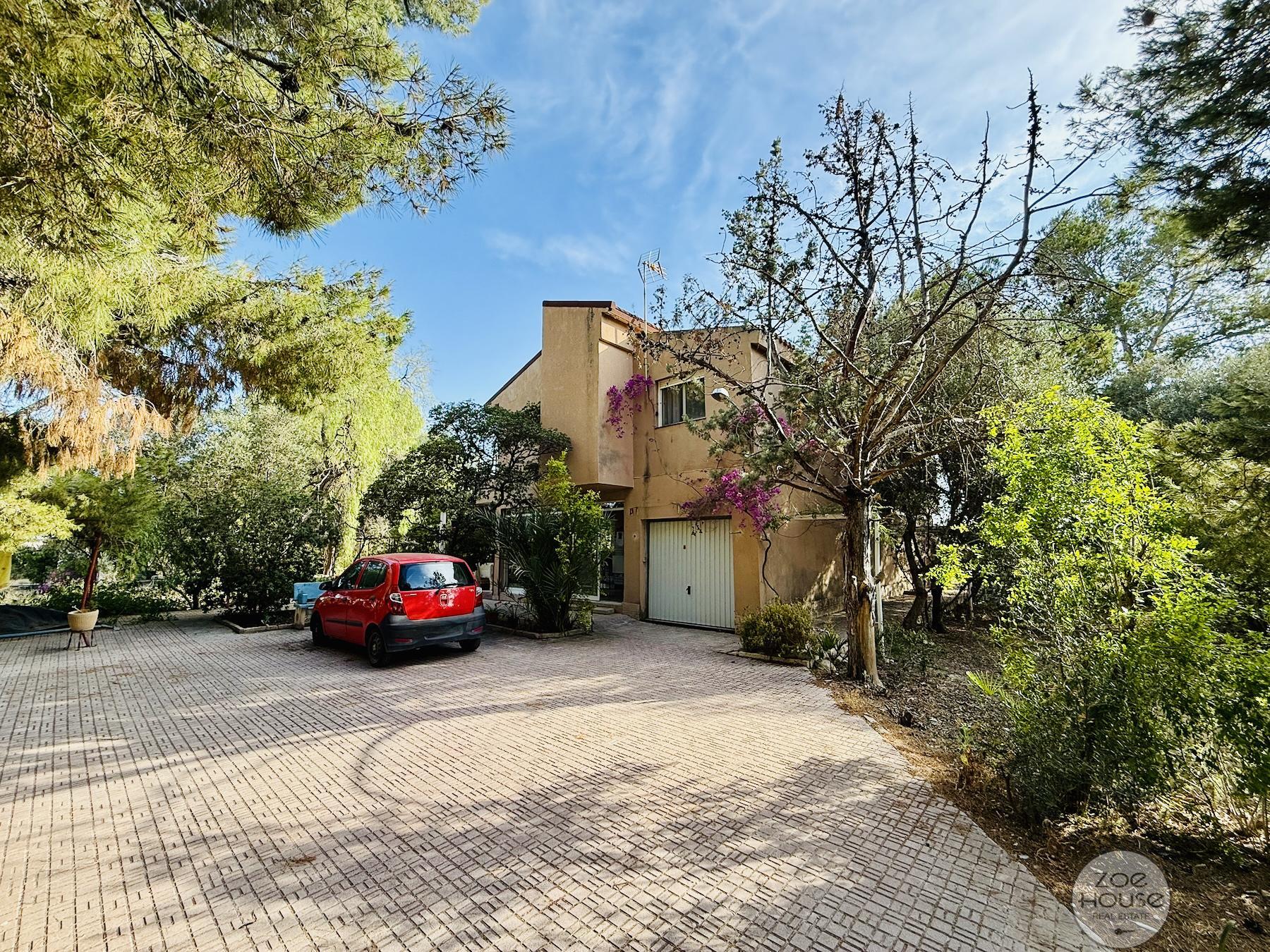 Venta de chalet en Elche-Elx