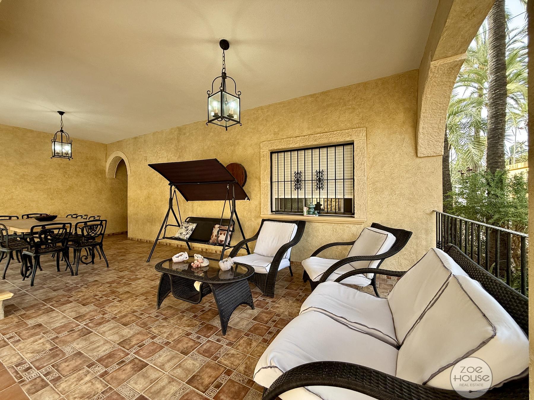 Venta de chalet en Elche-Elx