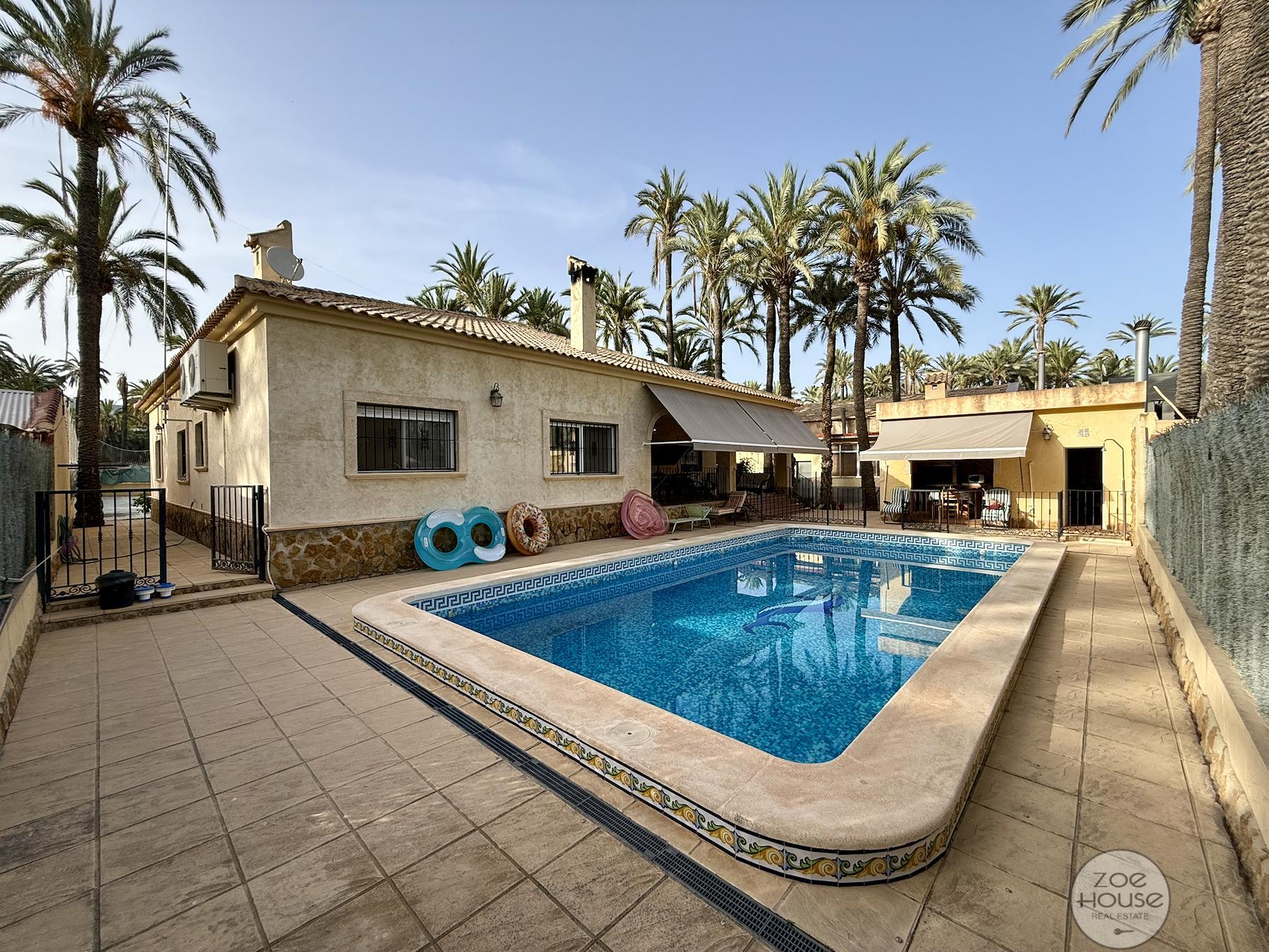 Venta de chalet en Elche-Elx
