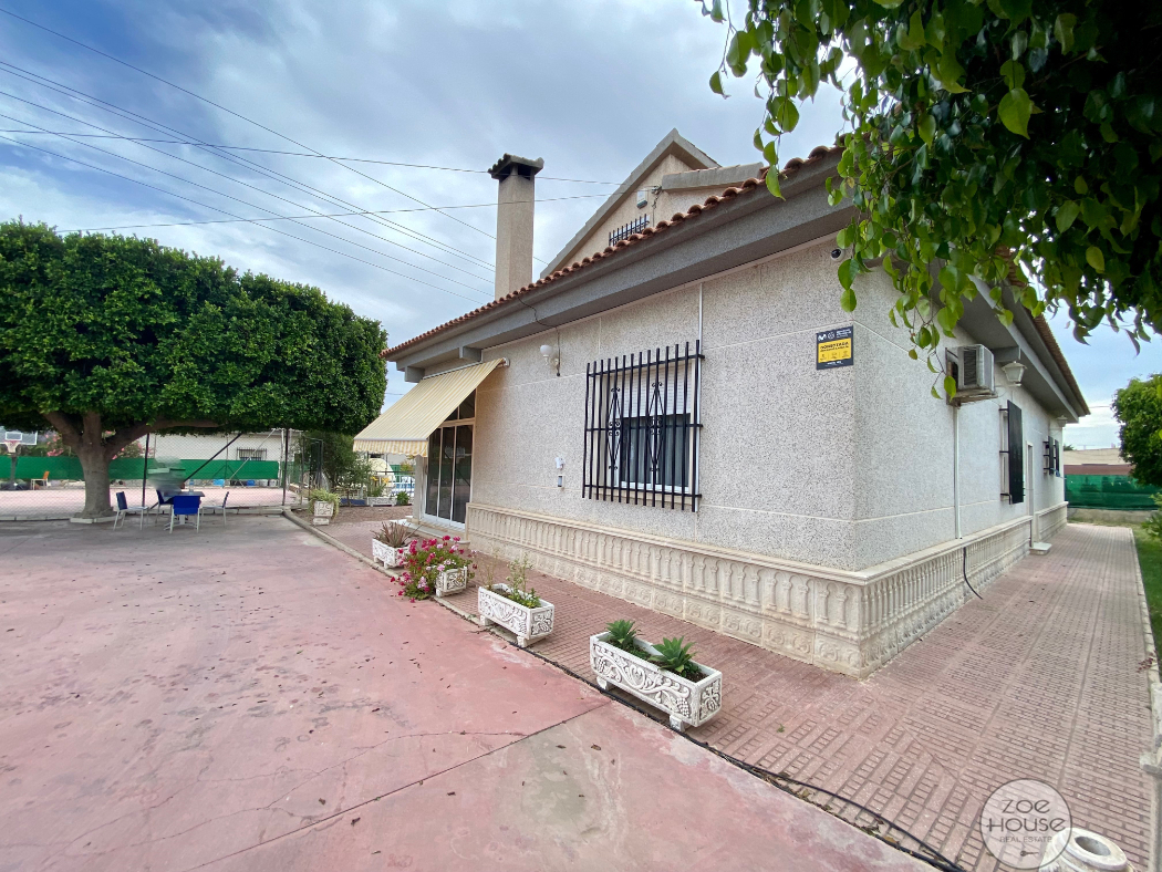 Venta de chalet en Elche-Elx
