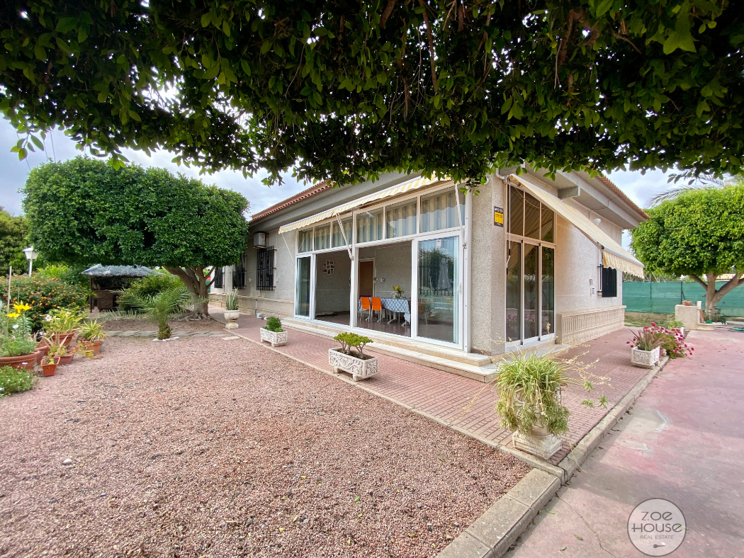 Venta de chalet en Elche-Elx