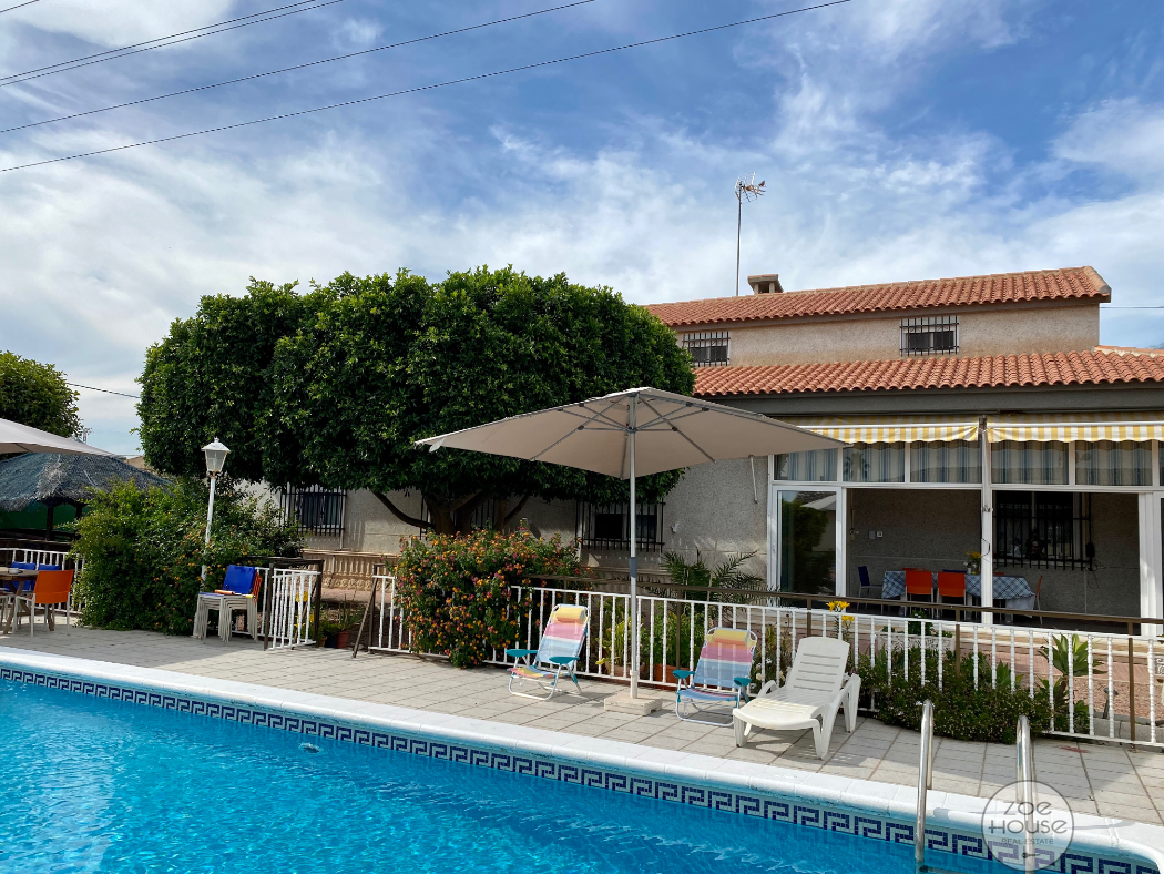 Venta de chalet en Elche-Elx