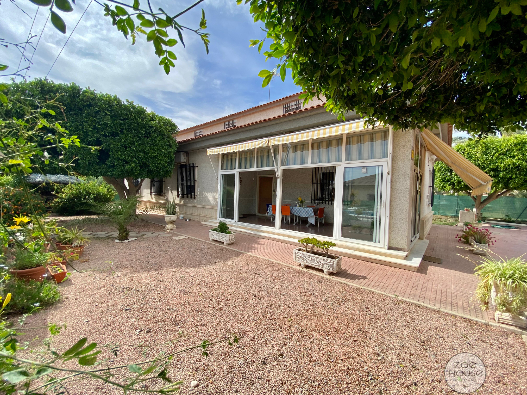 Venta de chalet en Elche-Elx