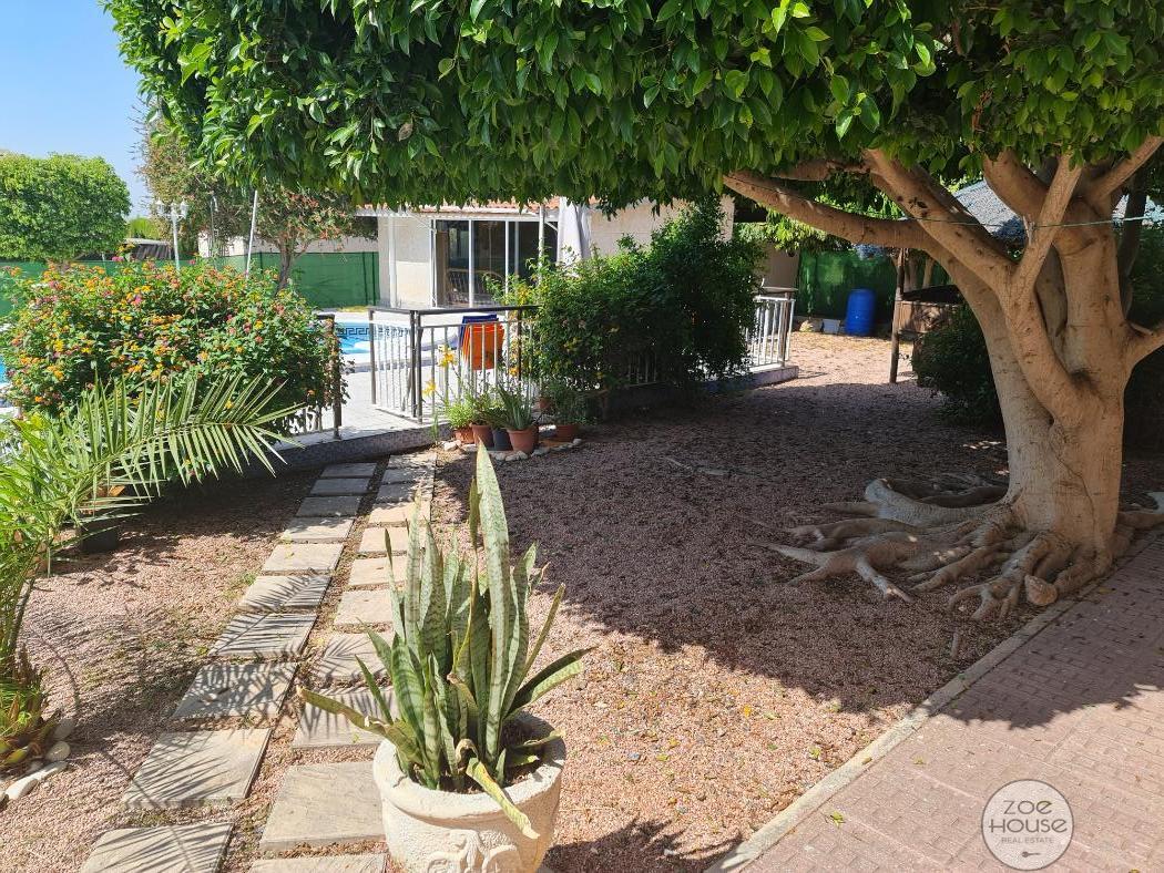 Venta de chalet en Elche-Elx