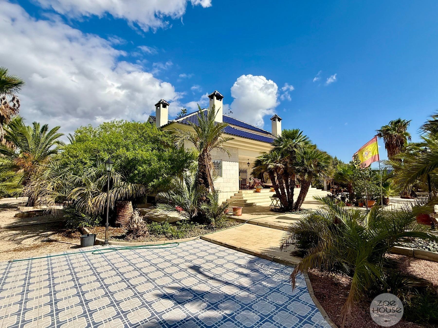 Venta de chalet en Elche-Elx