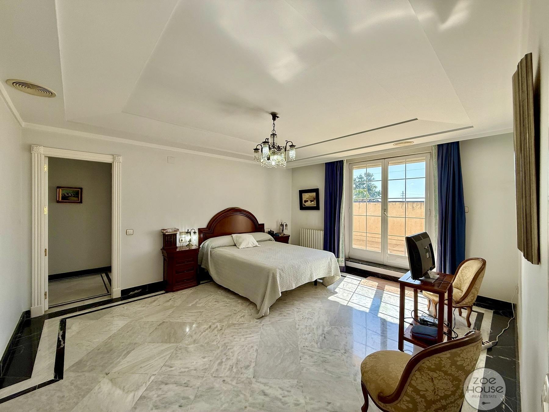 Venta de chalet en Elche-Elx