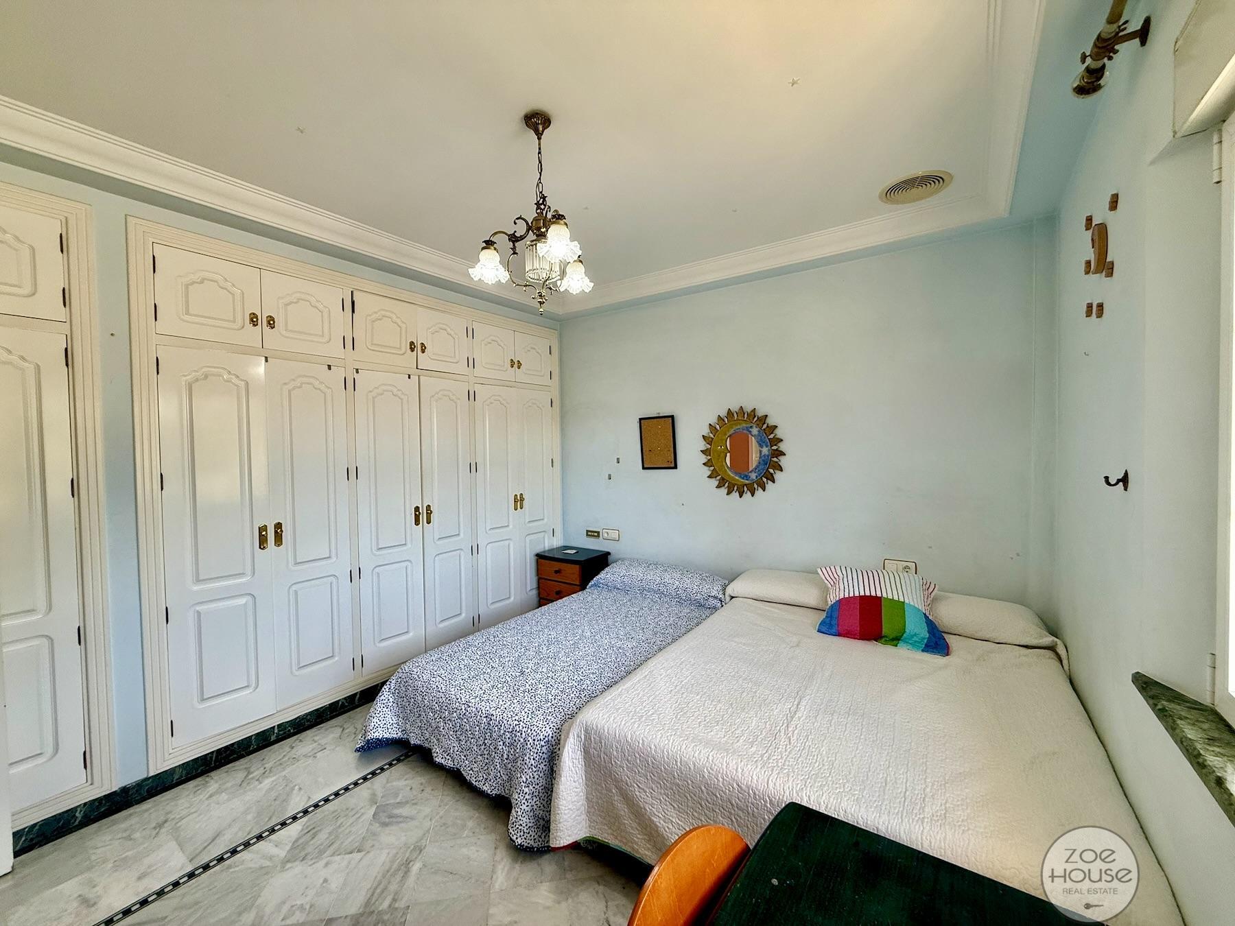 Venta de chalet en Elche-Elx