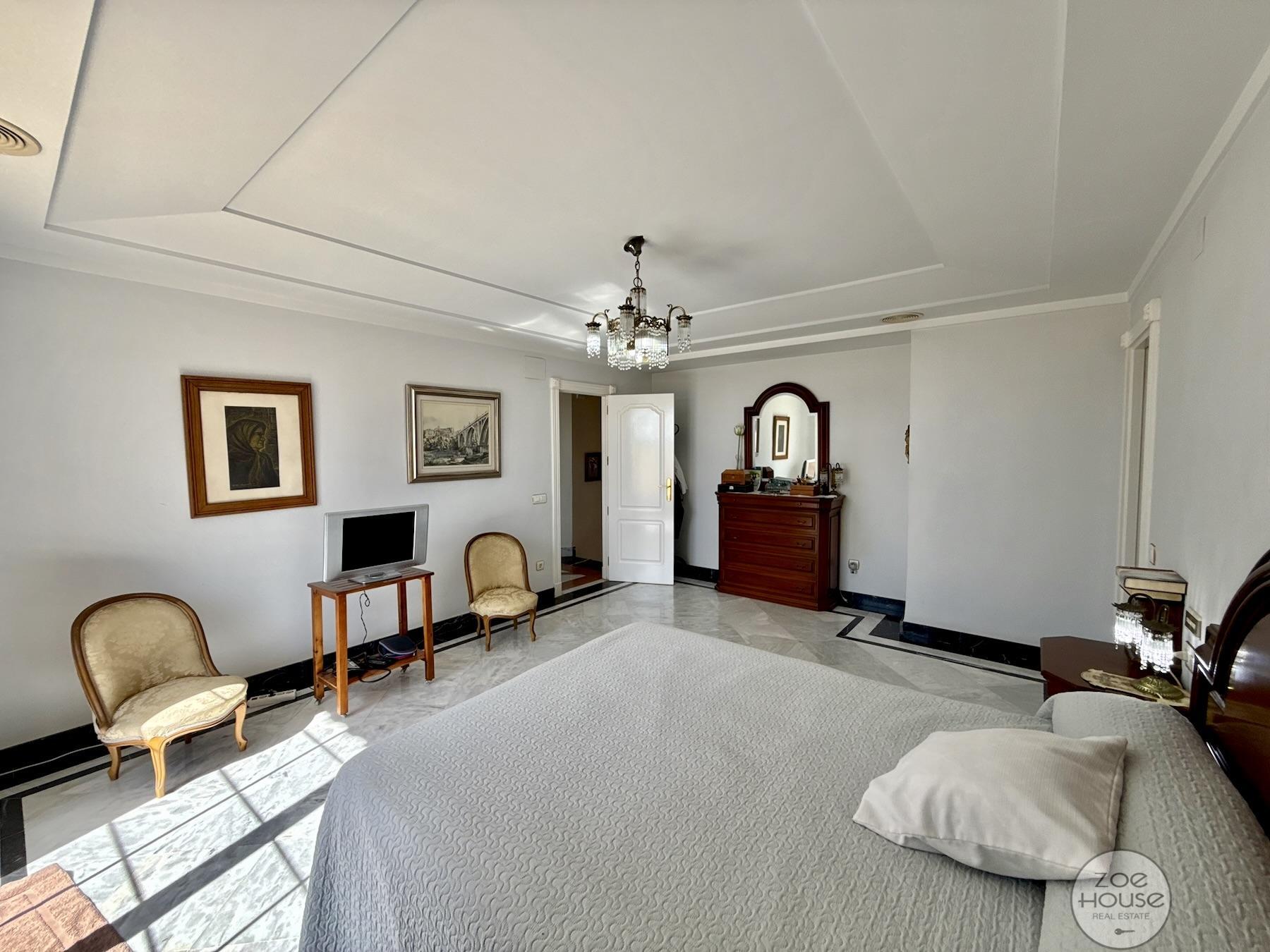 Venta de chalet en Elche-Elx