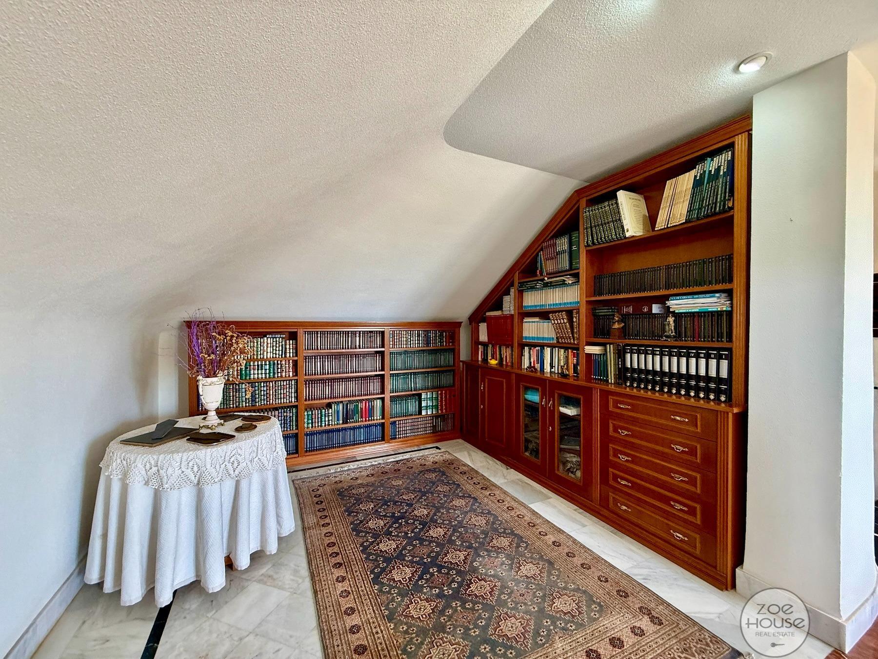 Venta de chalet en Elche-Elx