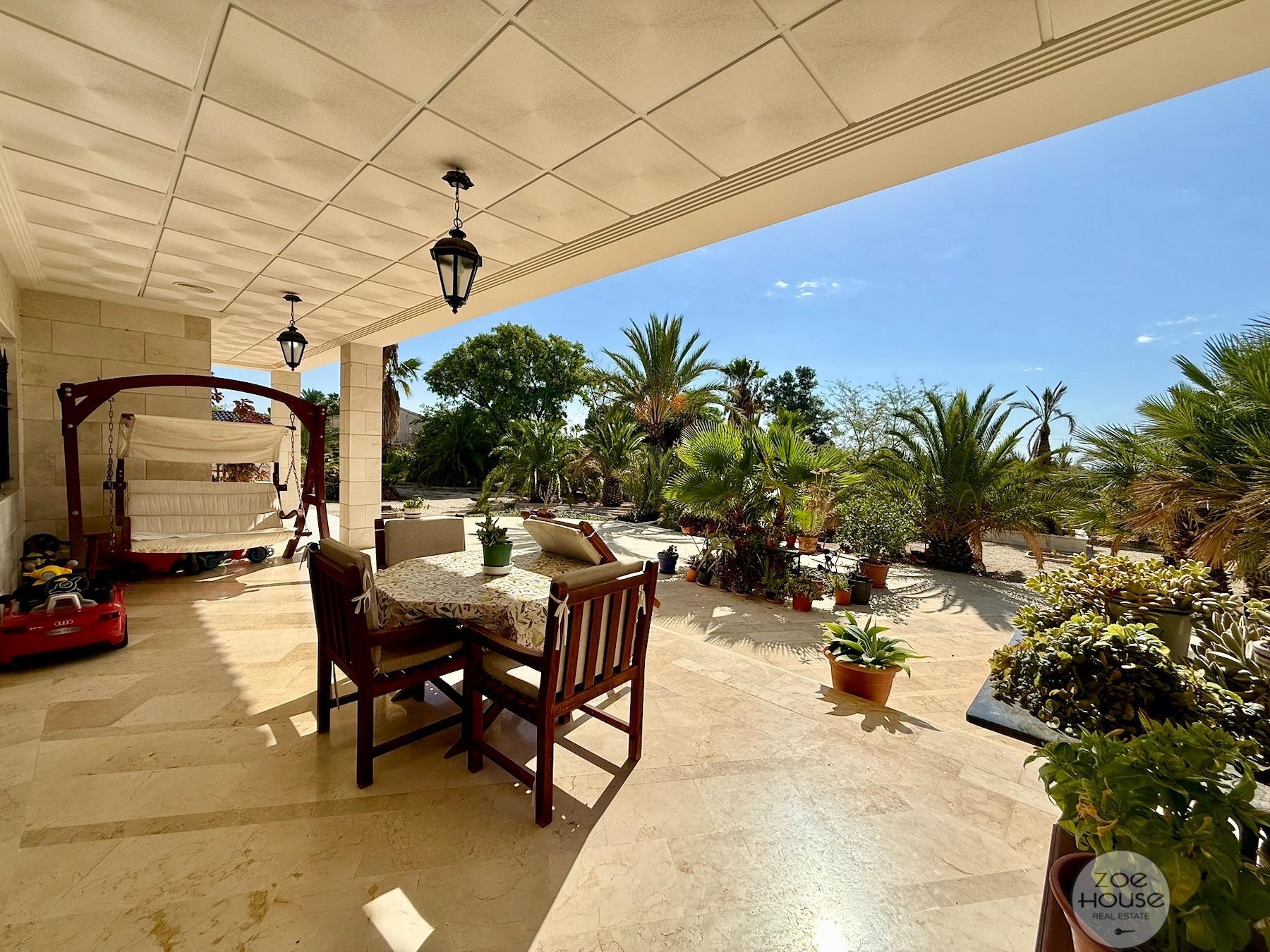 Venta de chalet en Elche-Elx