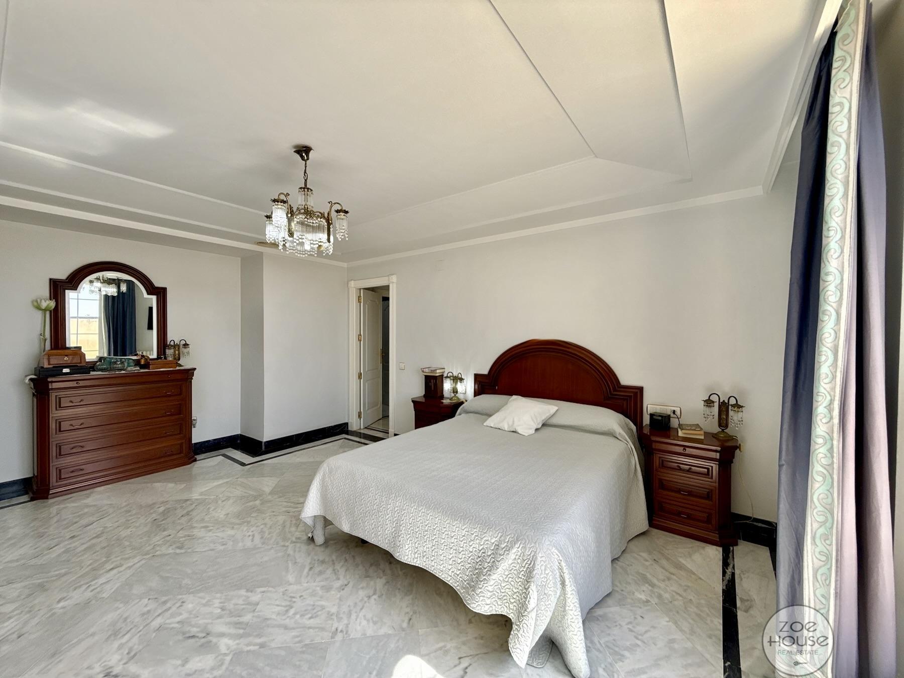 Venta de chalet en Elche-Elx