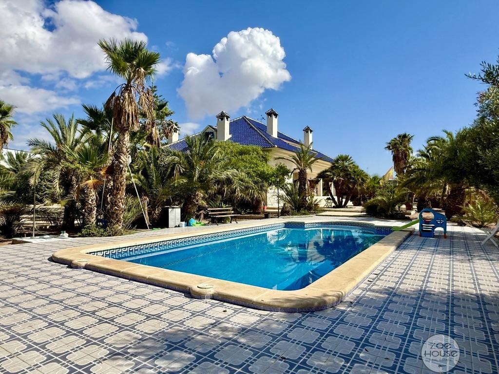 Venta de chalet en Elche-Elx