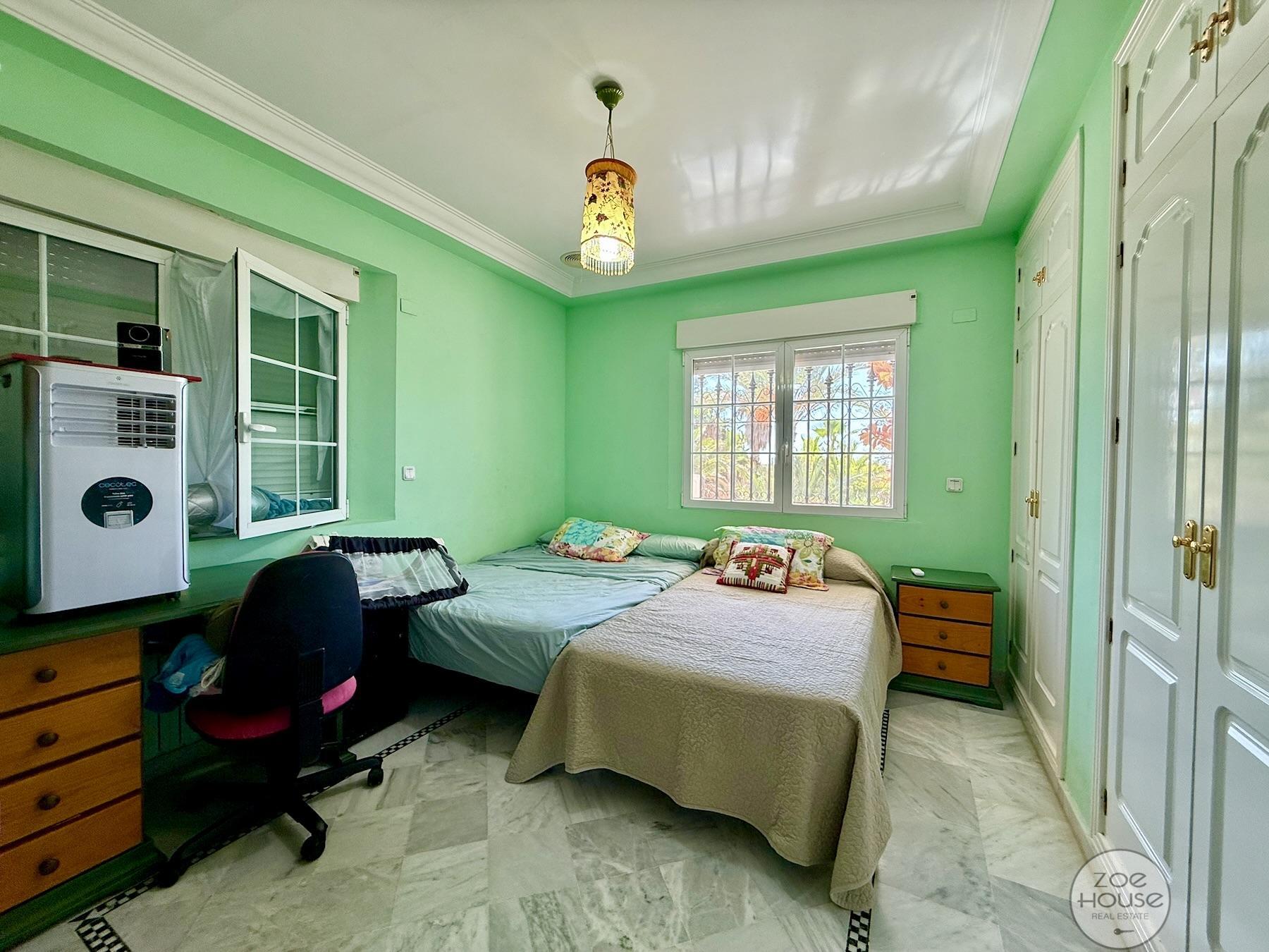 Venta de chalet en Elche-Elx
