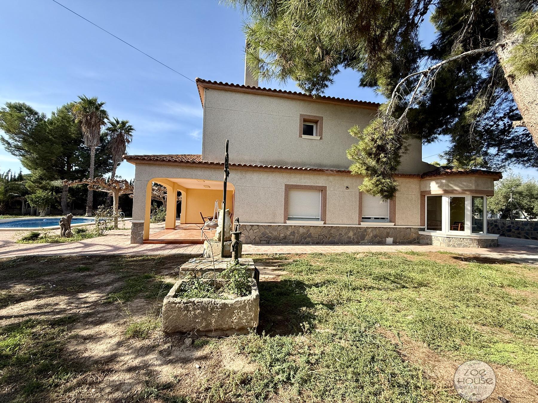 Venta de chalet en Elche-Elx