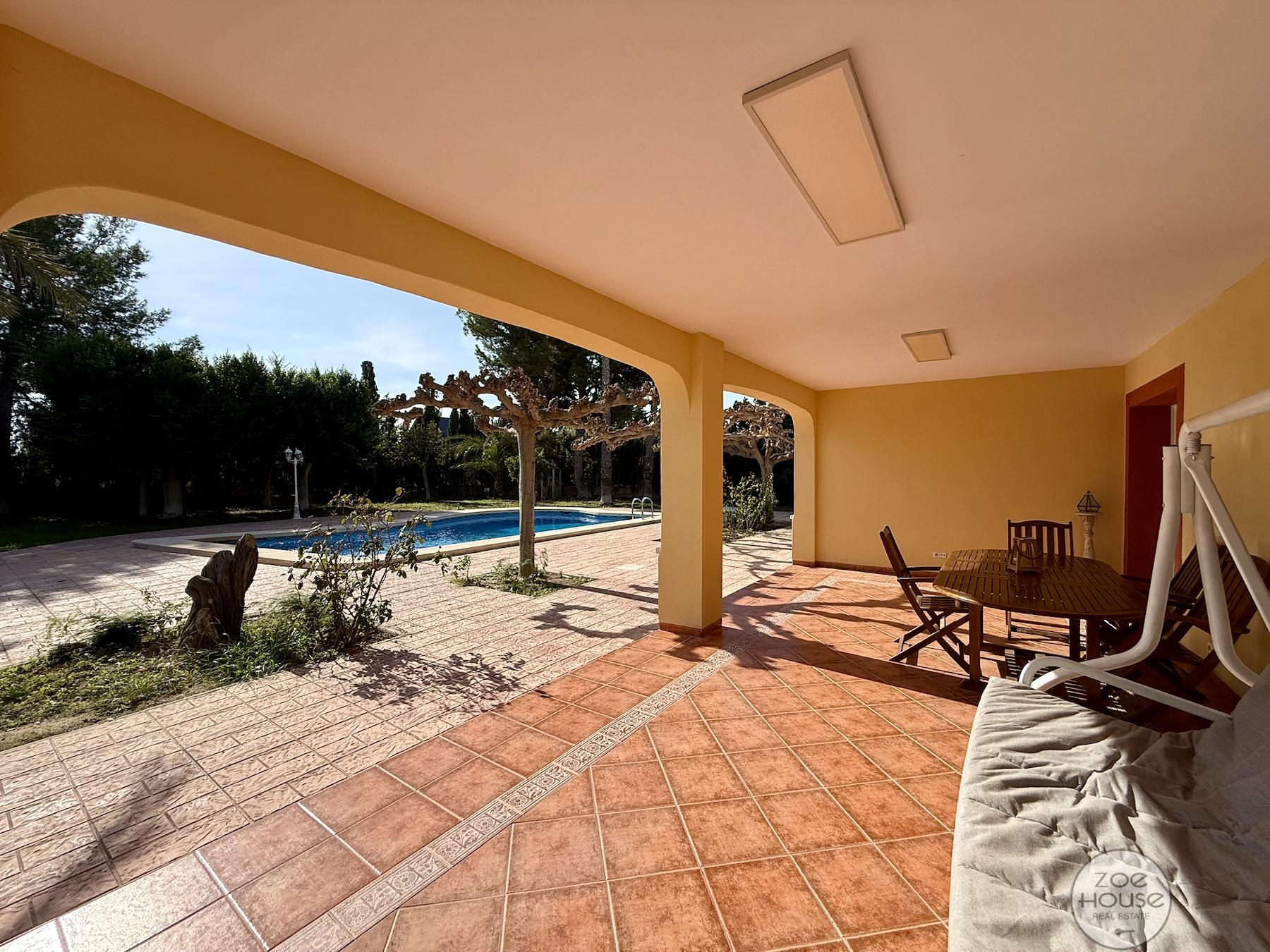 Venta de chalet en Elche-Elx