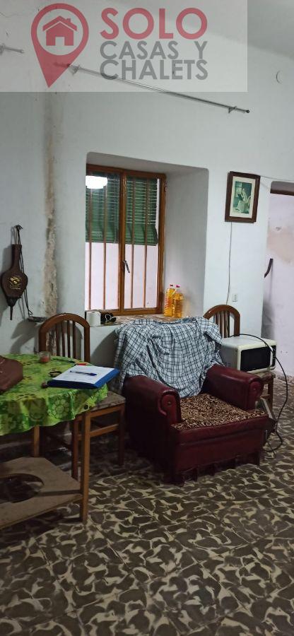 For sale of house in Córdoba