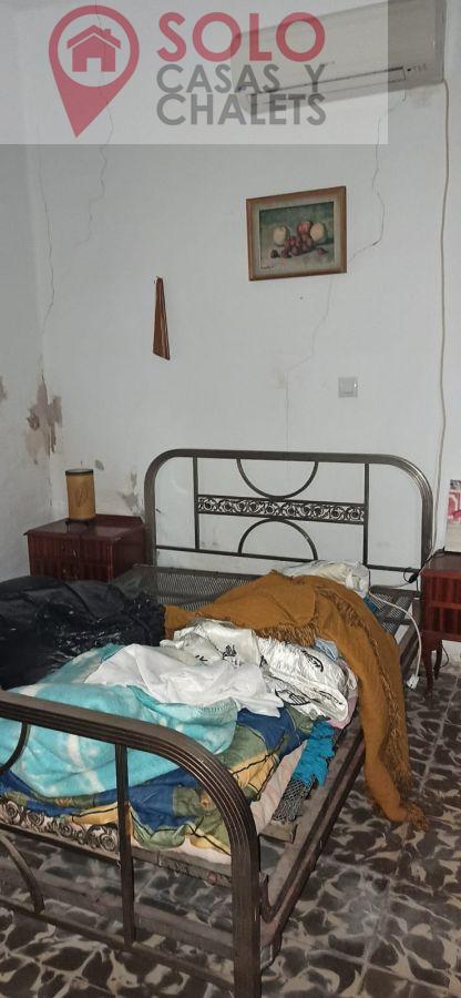 For sale of house in Córdoba
