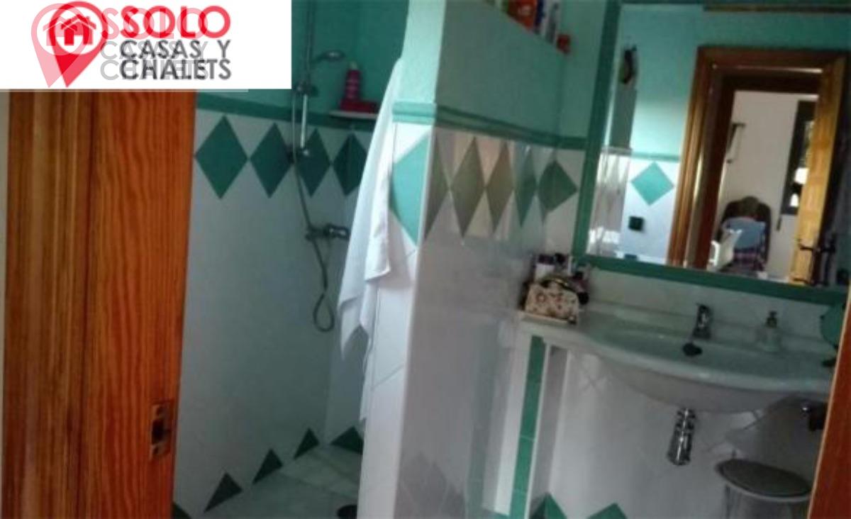 For sale of house in Córdoba