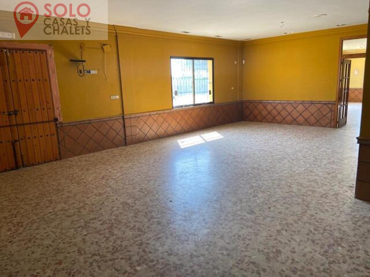 For sale of commercial in Córdoba