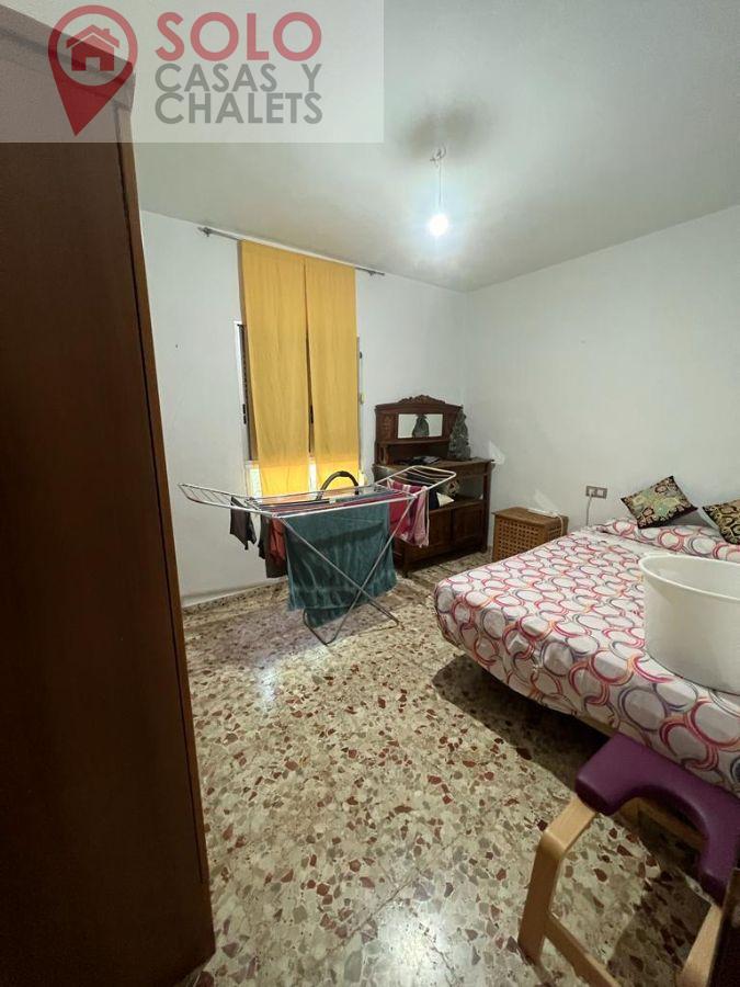 For sale of house in Córdoba