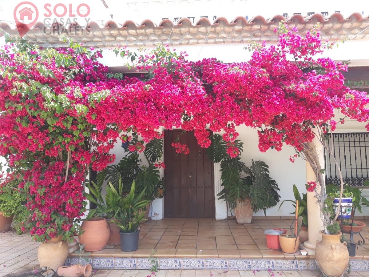 For sale of house in Córdoba